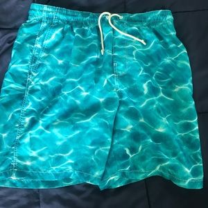 Men’s swim shorts
